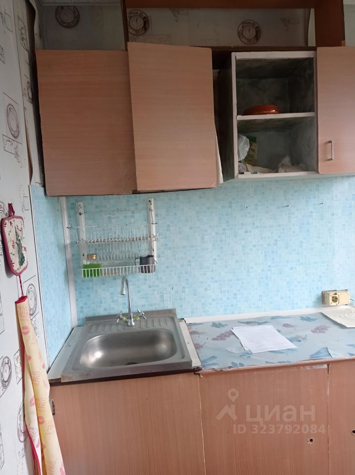 Продажа 2-комн квартиры на вторичном рынке пос. Цветковский, улица Подгорная, 11