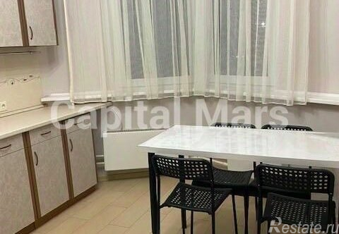 Аренда 2-комн квартиры на вторичном рынке Высокая улица,  д. 7