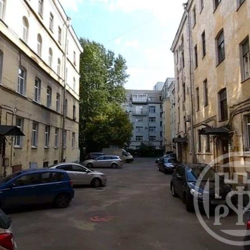 3-комн квартира 8-я Советская ул. ,  д. 50