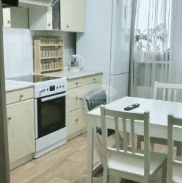 Продажа 2-комн квартиры на вторичном рынке улица Наташи Ковшовой,  д. 15