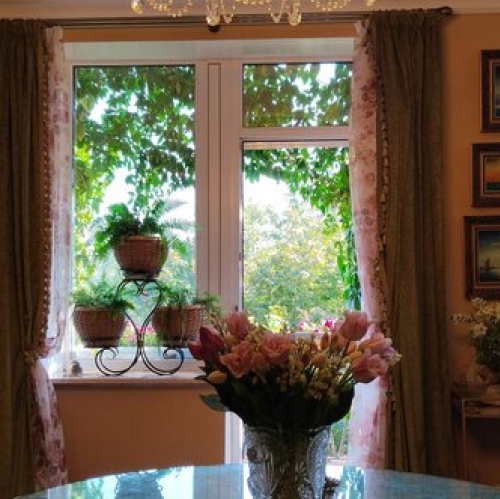 4-комн квартира Нежинская улица,  д. 4