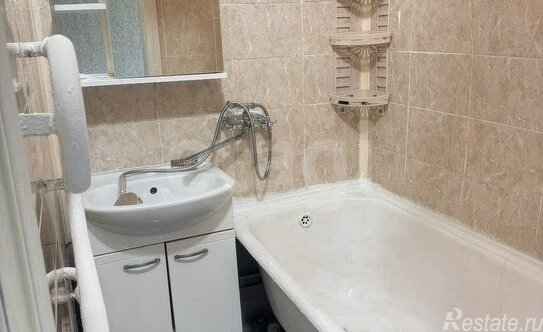 Продажа 2-комн квартиры на вторичном рынке Космонавтов пр-кт,  д. 58