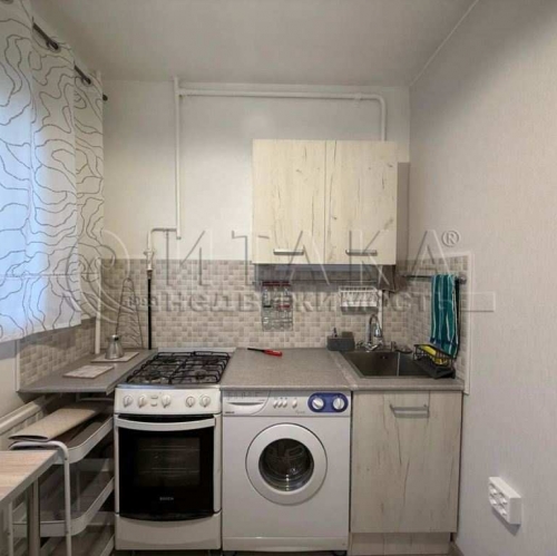 Комната Аэродромная ул., д. 3