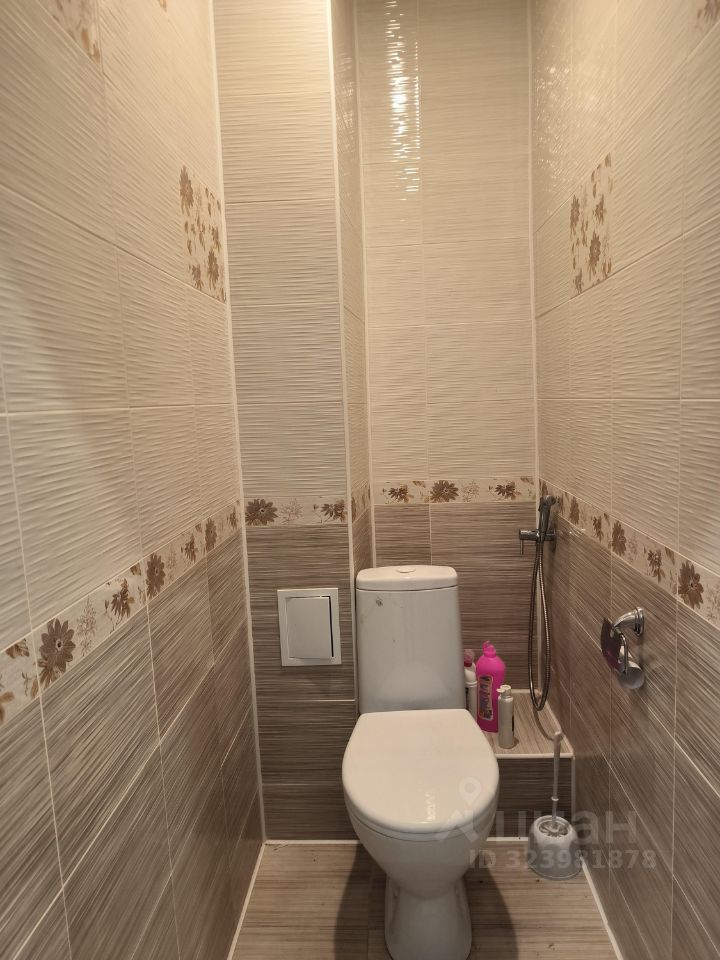 Продажа 3-комн квартиры на вторичном рынке 6-я Советская улица, 22/22