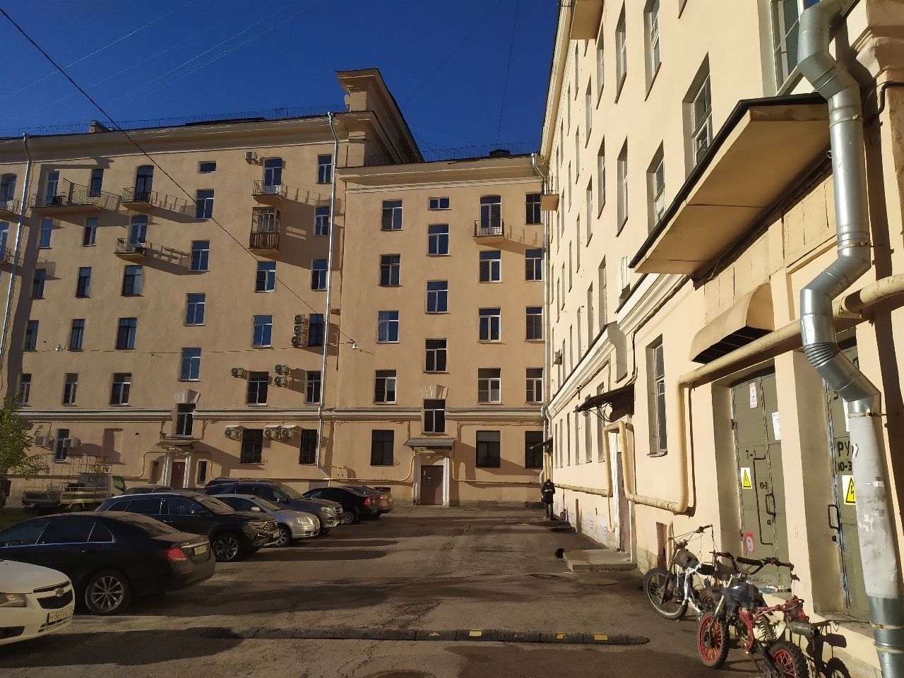 Продажа комнаты проспект Стачек, 16