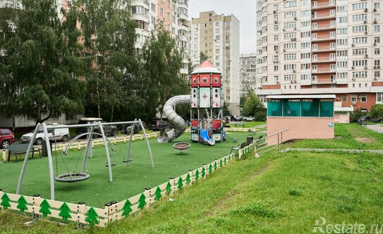 Продажа 4-комн квартиры на вторичном рынке ул Кедрова,  д. 21,  к. 2