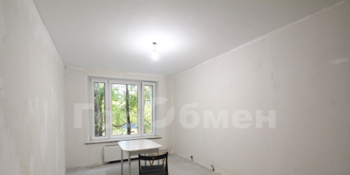 1-комн квартира Ельнинская улица, 3