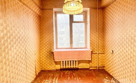 Продажа 3-комн квартиры на вторичном рынке Кременчугская улица,  д. 4 к2