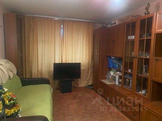 Продажа 3-комн квартиры на вторичном рынке улица Черняховского, 17К3