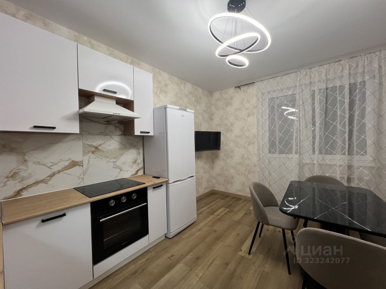 Продажа 2-комн квартиры на вторичном рынке Путилково пгт, улица Новотушинская, 6