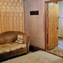 Продажа 3-комн квартиры на вторичном рынке Краснопутиловская улица,  д. 80