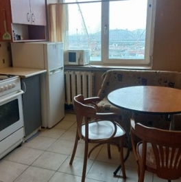 Продажа 2-комн квартиры на вторичном рынке Большеохтинский пр-кт,  д. 1,  к. 1