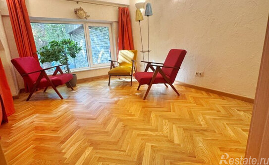 Продажа 2-комн квартиры на вторичном рынке Домодедовская улица,  д. 4