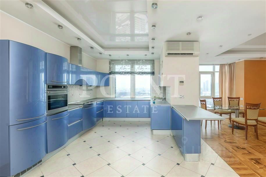 Продажа 4-комн квартиры на вторичном рынке Мосфильмовская улица, 70к2