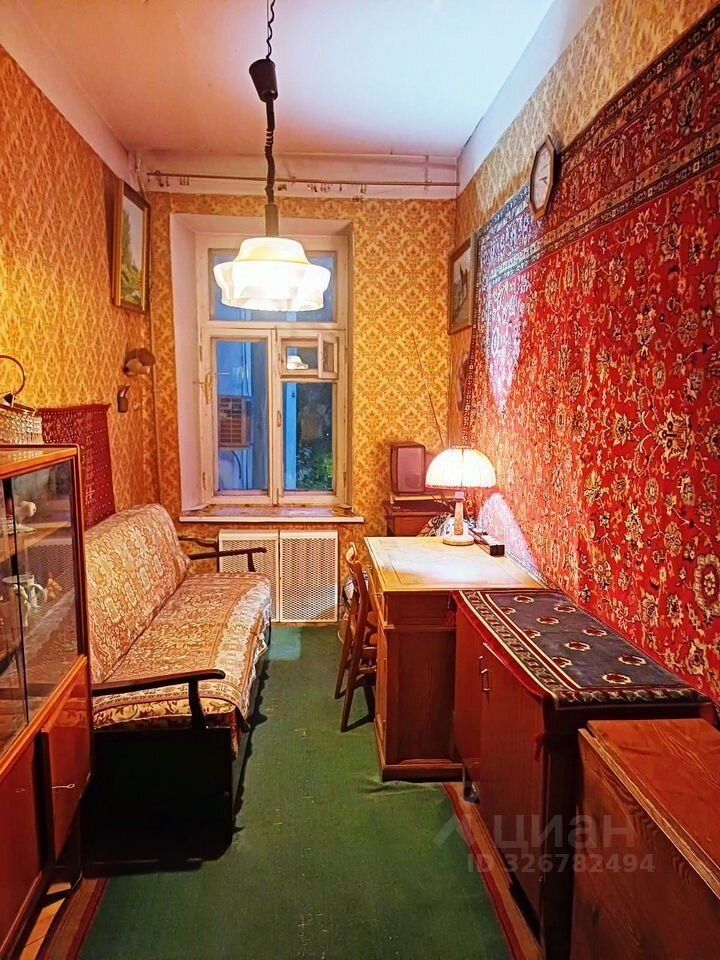 Продажа 3-комн квартиры на вторичном рынке Казанская улица, 56