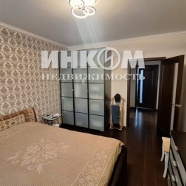 Продажа 4-комн квартиры на вторичном рынке улица Барышиха,  д. 17