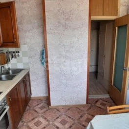 Продажа 3-комн квартиры на вторичном рынке Полевой 2-й пер