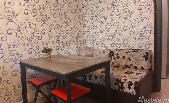 Продажа 3-комн квартиры на вторичном рынке Хабаровская улица,  д. 1