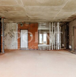 Продажа 5-комн квартиры на вторичном рынке ул Усачёва,  д. 13