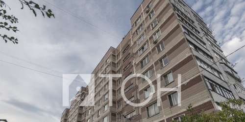 2-комн квартира рабочий посёлок Свердловский, Набережная ул, 15