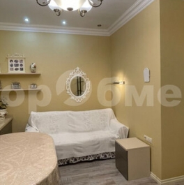 Продажа 2-комн квартиры на вторичном рынке Трёхпрудный переулок,  д. 6