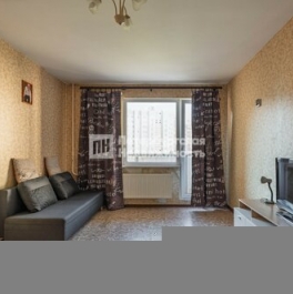 Продажа 3-комн квартиры на вторичном рынке улица Есенина,  д. 11 к1
