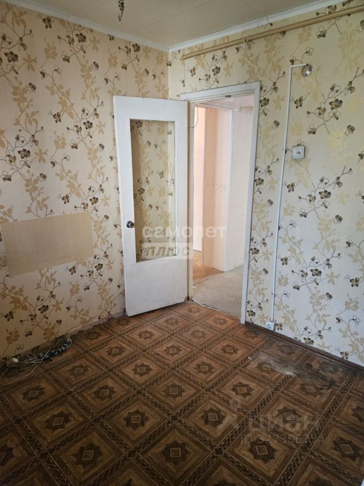 Продажа 2-комн квартиры на вторичном рынке Загорянский пгт, улица Димитрова, 43