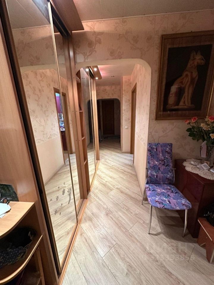 Продажа 3-комн квартиры на вторичном рынке проспект Наставников, 41К1