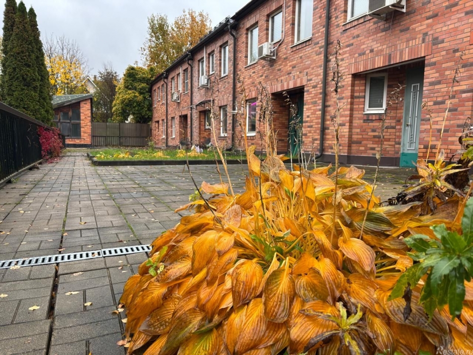 Аренда дома Новосъяново, , Домодедово, ул Школьная,  д. 11