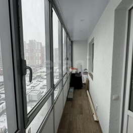 Продажа 1-комн квартиры на вторичном рынке улица Маршала Казакова,  д. 72 к1