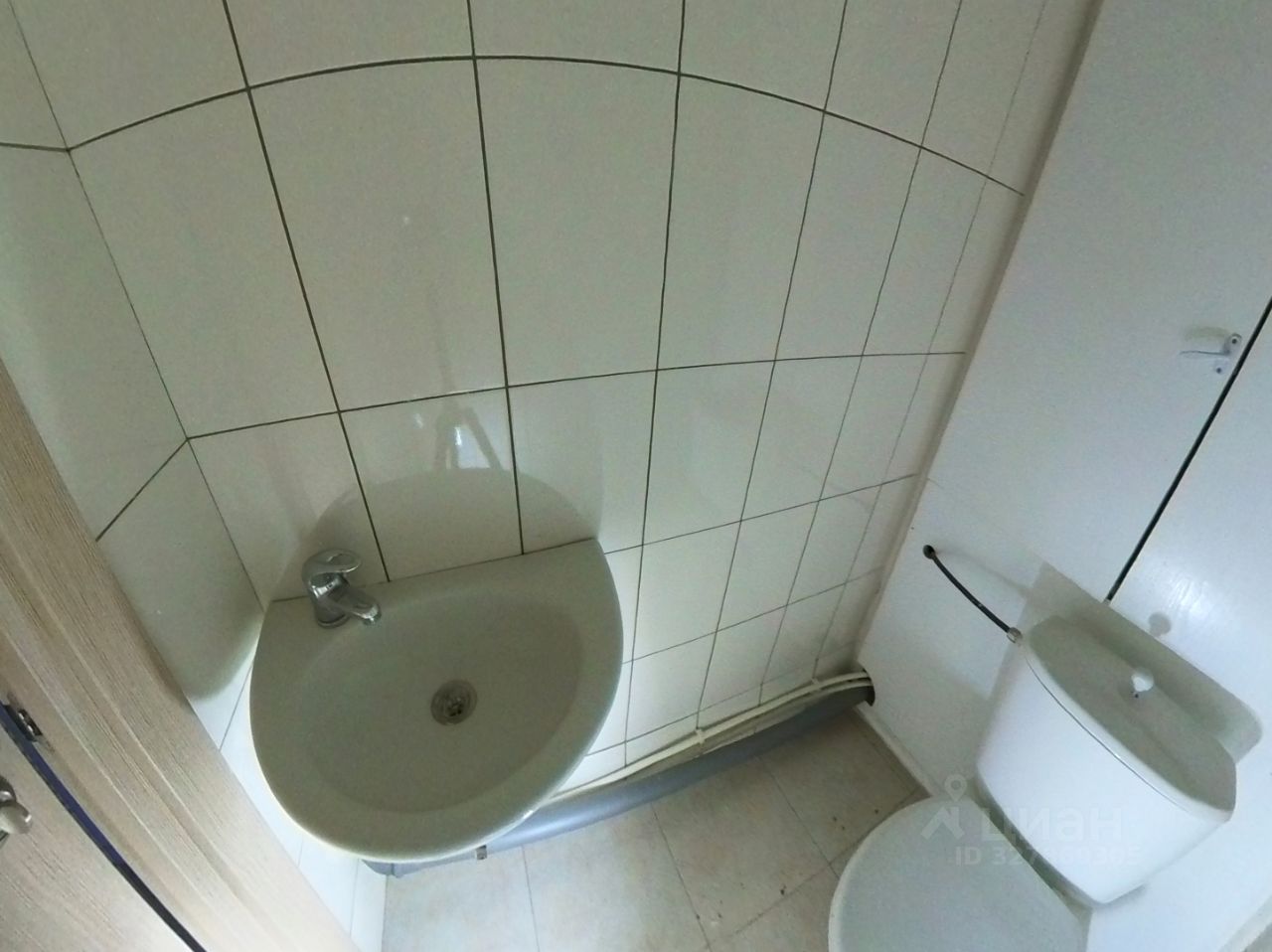 Продажа 3-комн квартиры на вторичном рынке улица Маресьева, 10к1