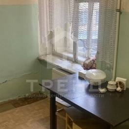 Продажа 3-комн квартиры на вторичном рынке улица Декабристов,  д. 33