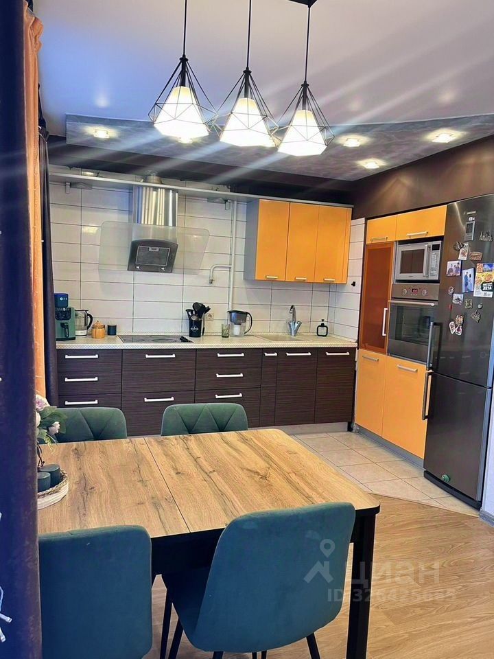 Продажа 3-комн квартиры на вторичном рынке Домодедовская улица, 20К3