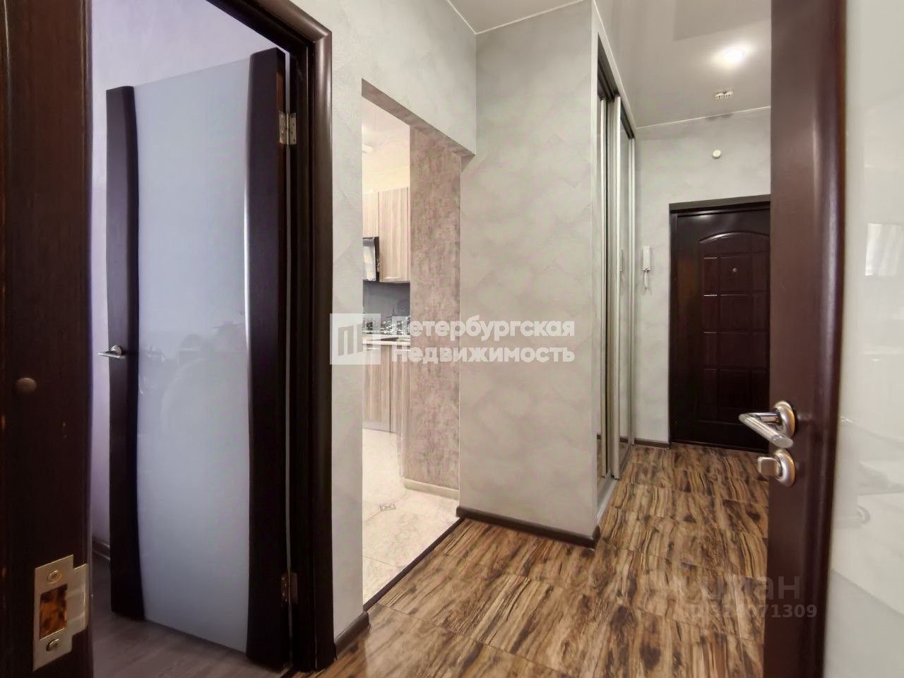 Продажа 1-комн квартиры на вторичном рынке проспект Космонавтов, 63к1