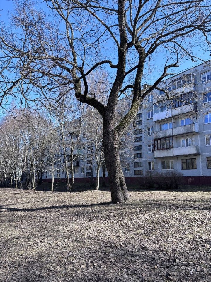 Продажа 2-комн квартиры на вторичном рынке Выборг, улица Приморская, 17