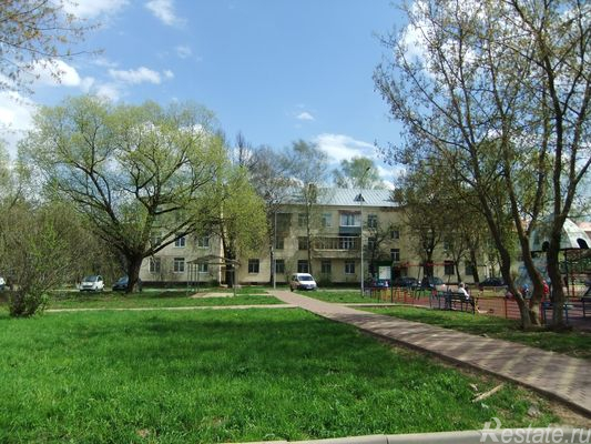 Продажа 3-комн квартиры на вторичном рынке Дедовск, Керамическая ул,  д. 3