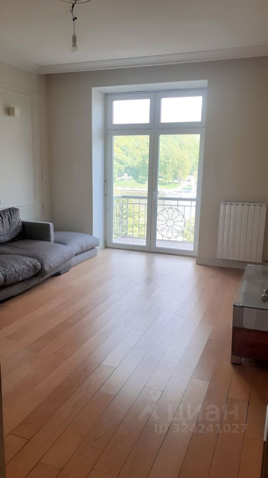 Продажа 3-комн квартиры на вторичном рынке Фрунзенская набережная,  д. 54