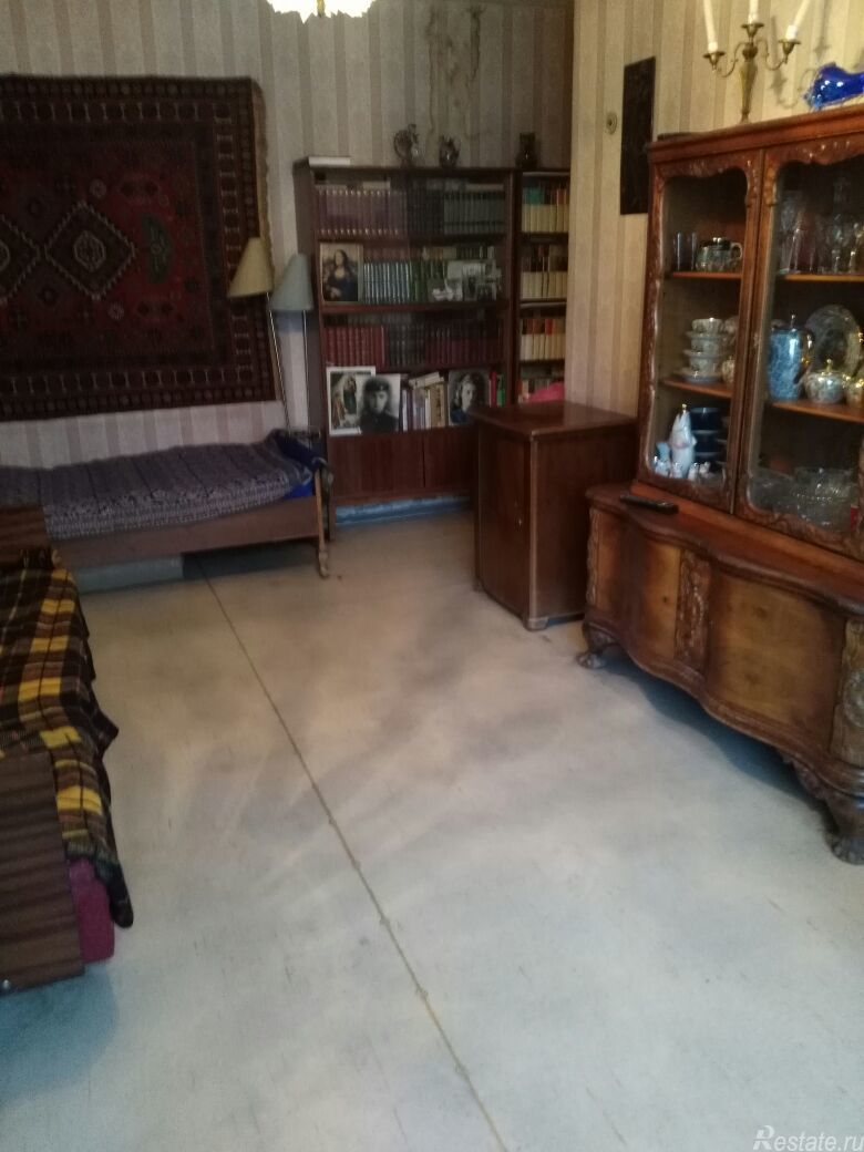 Продажа 2-комн квартиры на вторичном рынке Маленковская ул,  д. 12