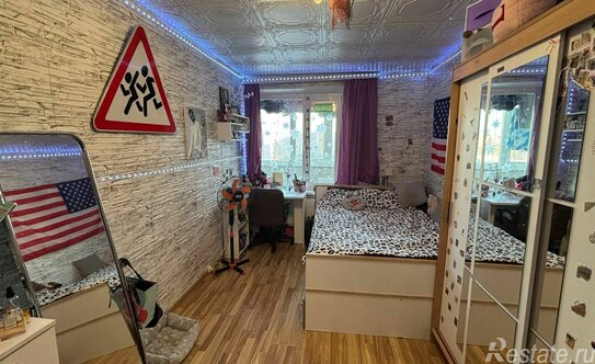 Продажа 2-комн квартиры на вторичном рынке ул Маршала Захарова,  д. 13