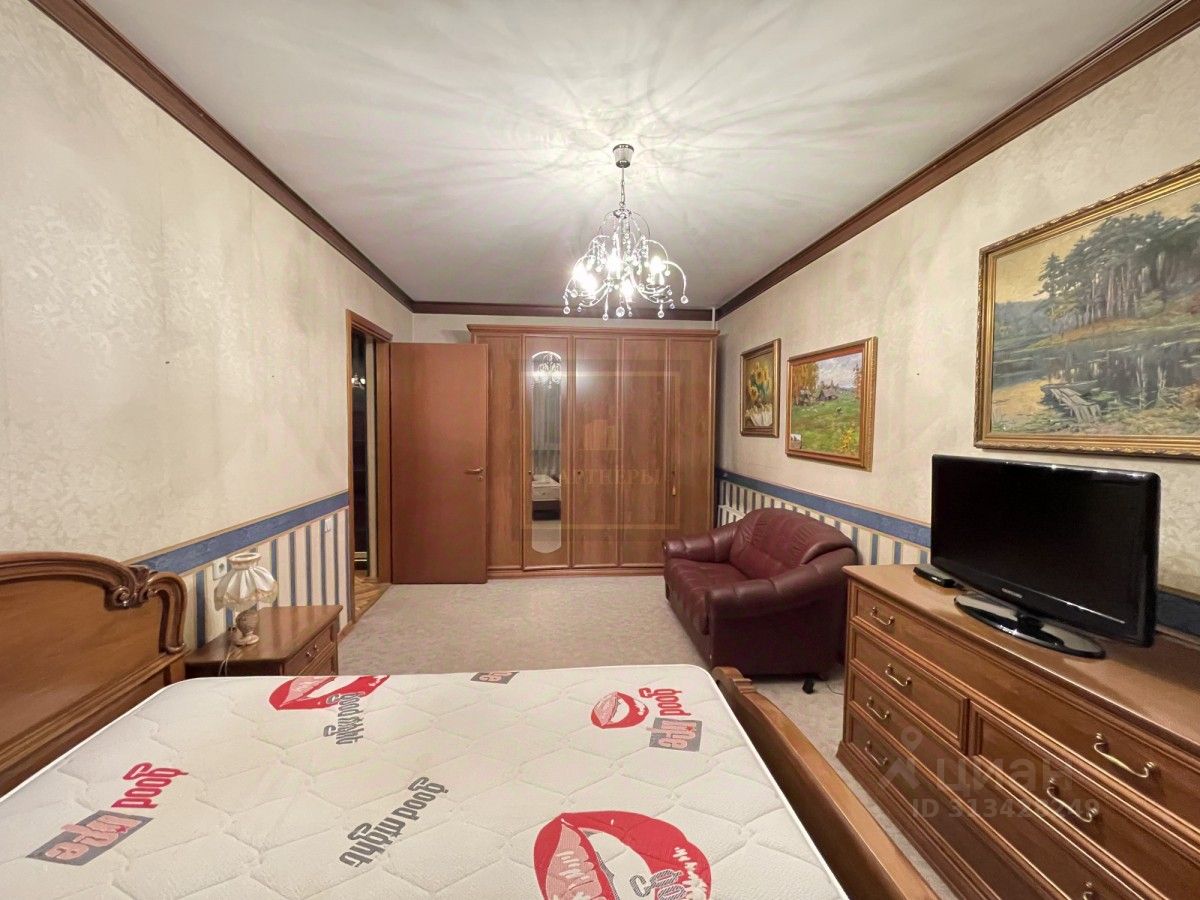 Продажа 4-комн квартиры на вторичном рынке улица Академика Королева, 8К2
