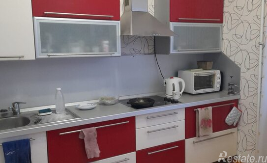 Продажа 2-комн квартиры на вторичном рынке Искровский пр-кт,  д. 29,  к. 2