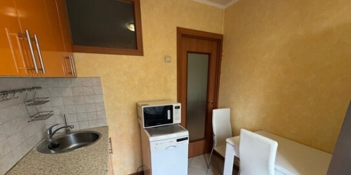 2-комн квартира улица Зорге,  д. 36