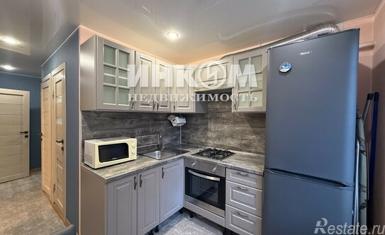 Продажа 2-комн квартиры на вторичном рынке Солнечногорская улица,  д. 11