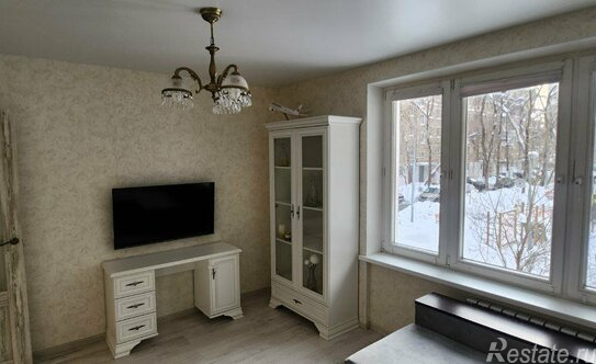 Продажа 2-комн квартиры на вторичном рынке Вятский 4-й пер