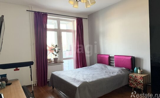 Продажа 3-комн квартиры на вторичном рынке Народного ополчения пр-кт,  д. 10