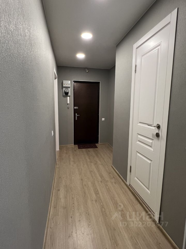 Аренда 1-комн квартиры на вторичном рынке Комендантский проспект, 13к1