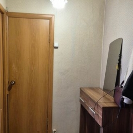 Продажа 1-комн квартиры на вторичном рынке Строгинский б-р,  д. 17,  к. 1