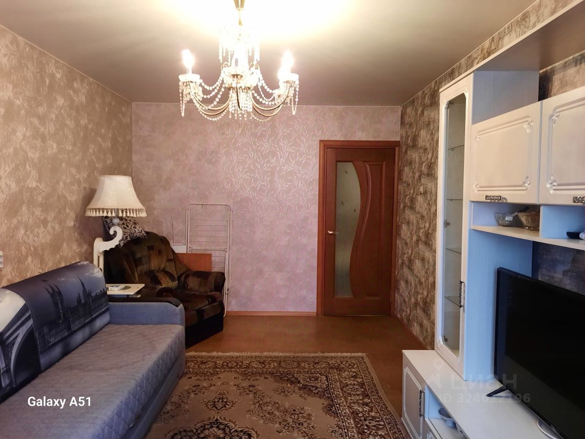 Продажа 2-комн квартиры на вторичном рынке Ситцевая улица, 3К3