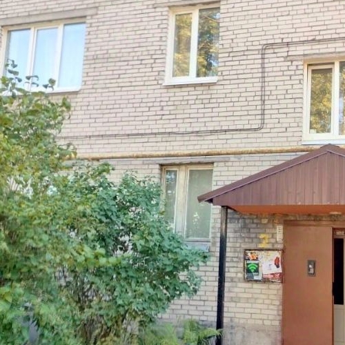 2-комн квартира пос. Бугры, Шоссейная улица, 10