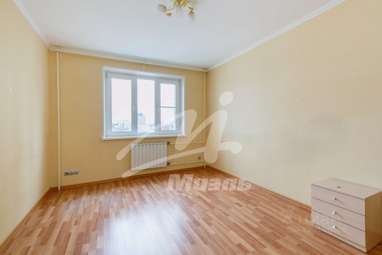 Продажа 4-комн квартиры на вторичном рынке Химки, улица Горшина, 3к2